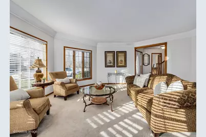 [Address not provided], La Grange, IL 60525 - Photo 6