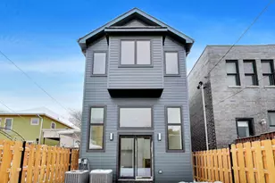 1910 W Fletcher St, Chicago, IL 60657 - Photo 40