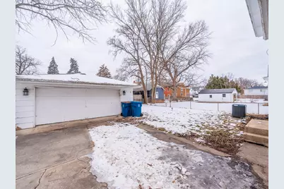 1466 Wood Street, Crete, IL 60417 - Photo 8