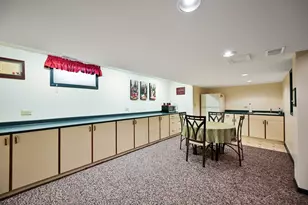 880 Hampton Dr, Carol Stream, IL 60188 - Photo 28