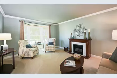 880 Hampton Drive, Carol Stream, IL 60188 - Photo 4