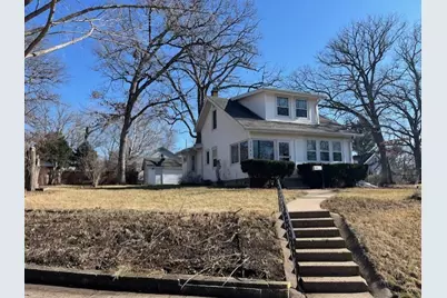 2241 26th Street, Rock Island, IL 61201 - Photo 2