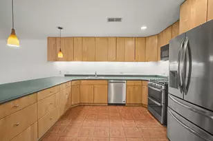 2947 W Belden Ave, Chicago, IL 60647 - Photo 8