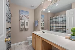 2448 Oneida Ln, Naperville, IL 60563 - Photo 16