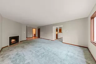 419 W Evergreen St, Wheaton, IL 60187 - Photo 6