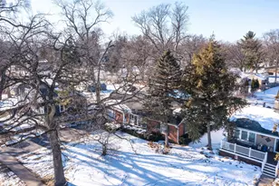 204 Lakeshore Dr, Crystal Lake, IL 60014 - Photo 28