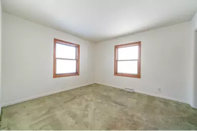 204 Lakeshore Drive, Crystal Lake, IL 60014 - Photo 20