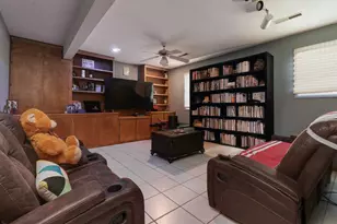 203 Edwards Dr, Normal, IL 61761 - Photo 12