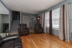 203 Edwards Dr, Normal, IL 61761 - Photo 4