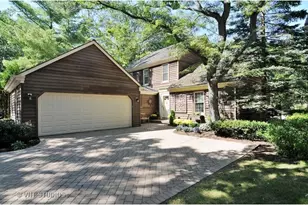 [Address not provided], Lincolnshire, IL 60069 - Photo 2