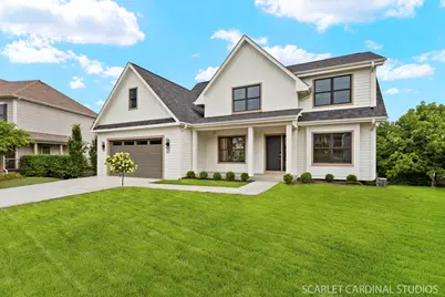 831 Avon Court, Glen Ellyn, IL 60137 - Photo 2