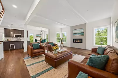 831 Avon Court, Glen Ellyn, IL 60137 - Photo 6