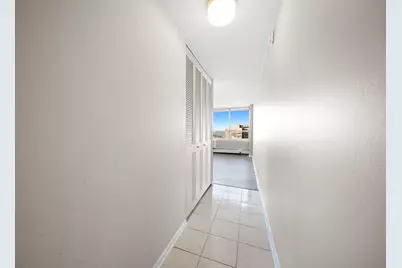 6171 N Sheridan Road #2407, Chicago, IL 60660 - Photo 2