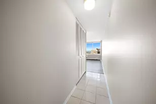 6171 N Sheridan Rd, Chicago, IL 60660 - Photo 2