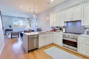 520 N Oakley Blvd, Chicago, IL 60612 - Photo 10