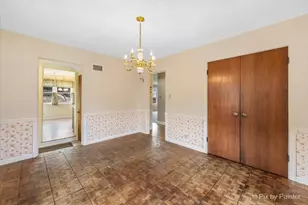 [Address not provided], Glen Ellyn, IL 60137 - Photo 20