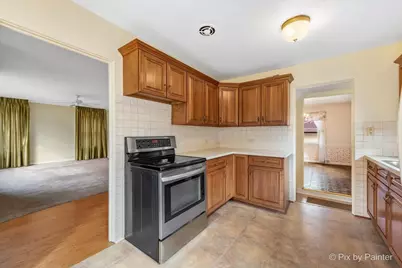 [Address not provided], Glen Ellyn, IL 60137 - Photo 4