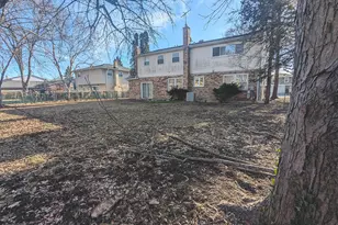 1206 E Suffield Dr, Arlington Heights, IL 60004 - Photo 24