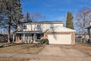 1206 E Suffield Dr, Arlington Heights, IL 60004 - Photo 1