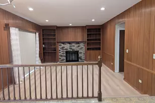 1206 E Suffield Dr, Arlington Heights, IL 60004 - Photo 10