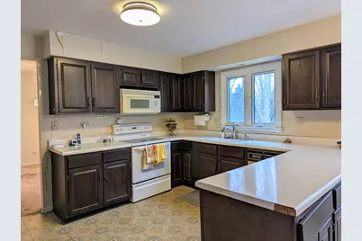 1206 E Suffield Drive, Arlington Heights, IL 60004 - Photo 8