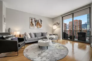 1101 S State St, Chicago, IL 60605 - Photo 2