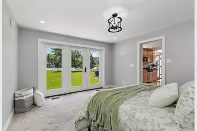 1037 N Harrison Street, Algonquin, IL 60102 - Photo 14