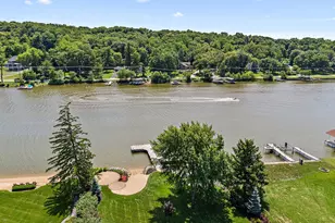 1037 N Harrison St, Algonquin, IL 60102 - Photo 32