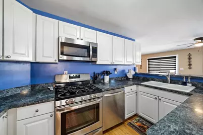 2418 W Martindale Drive, Westchester, IL 60154 - Photo 4