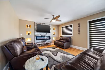 2418 W Martindale Drive, Westchester, IL 60154 - Photo 8