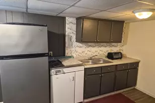 810 Camlin Ave, Rockford, IL 61103 - Photo 16