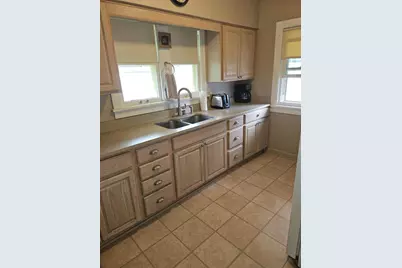 810 Camlin Avenue, Rockford, IL 61103 - Photo 6