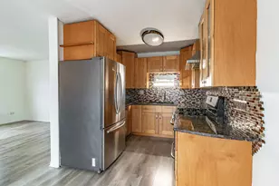 1324 Alpine Ct, Wheeling, IL 60090 - Photo 6