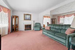 6247 N Neenah St, Chicago, IL 60631 - Photo 4