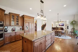 7 Preston Ct, Lincolnshire, IL 60069 - Photo 12