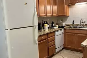 5202 Washington St, Downers Grove, IL 60515 - Photo 2