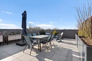 1767 W Rosehill Dr, Chicago, IL 60660 - Photo 22