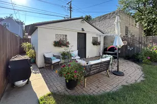 2854 N Richmond St, Chicago, IL 60618 - Photo 32