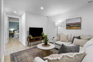 2854 N Richmond St, Chicago, IL 60618 - Photo 22