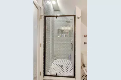 2706 N Lawndale Avenue, Chicago, IL 60647 - Photo 36