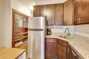 2706 N Lawndale Ave, Chicago, IL 60647 - Photo 4