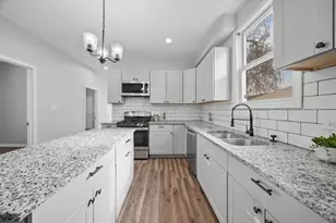 12356 S Green St, Calumet Park, IL 60827 - Photo 10