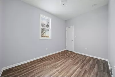 12356 S Green Street, Calumet Park, IL 60827 - Photo 14