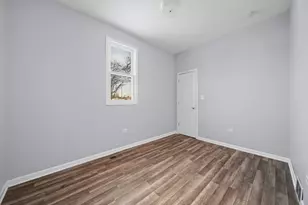 12356 S Green St, Calumet Park, IL 60827 - Photo 14