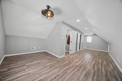 12356 S Green Street, Calumet Park, IL 60827 - Photo 20