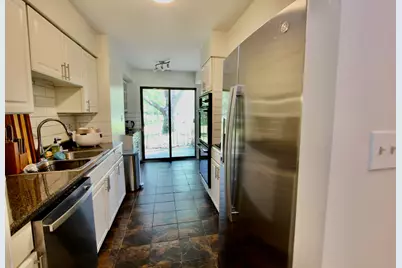 10 Old Oak Drive #103, Buffalo Grove, IL 60089 - Photo 6