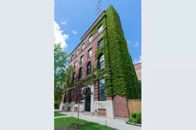 3312 W Belle Plaine Avenue #4, Chicago, IL 60618 - Photo 1