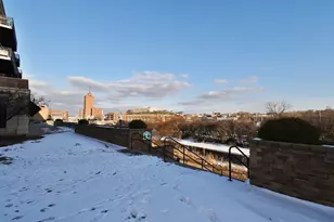 160 S River St, Aurora, IL 60506 - Photo 24