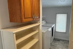 907 Center St, McHenry, IL 60050 - Photo 10