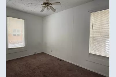 907 Center Street, McHenry, IL 60050 - Photo 8